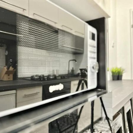 Standard Apartment by Hi5 - Rákóczi 23 Studio Budapest Exterior foto