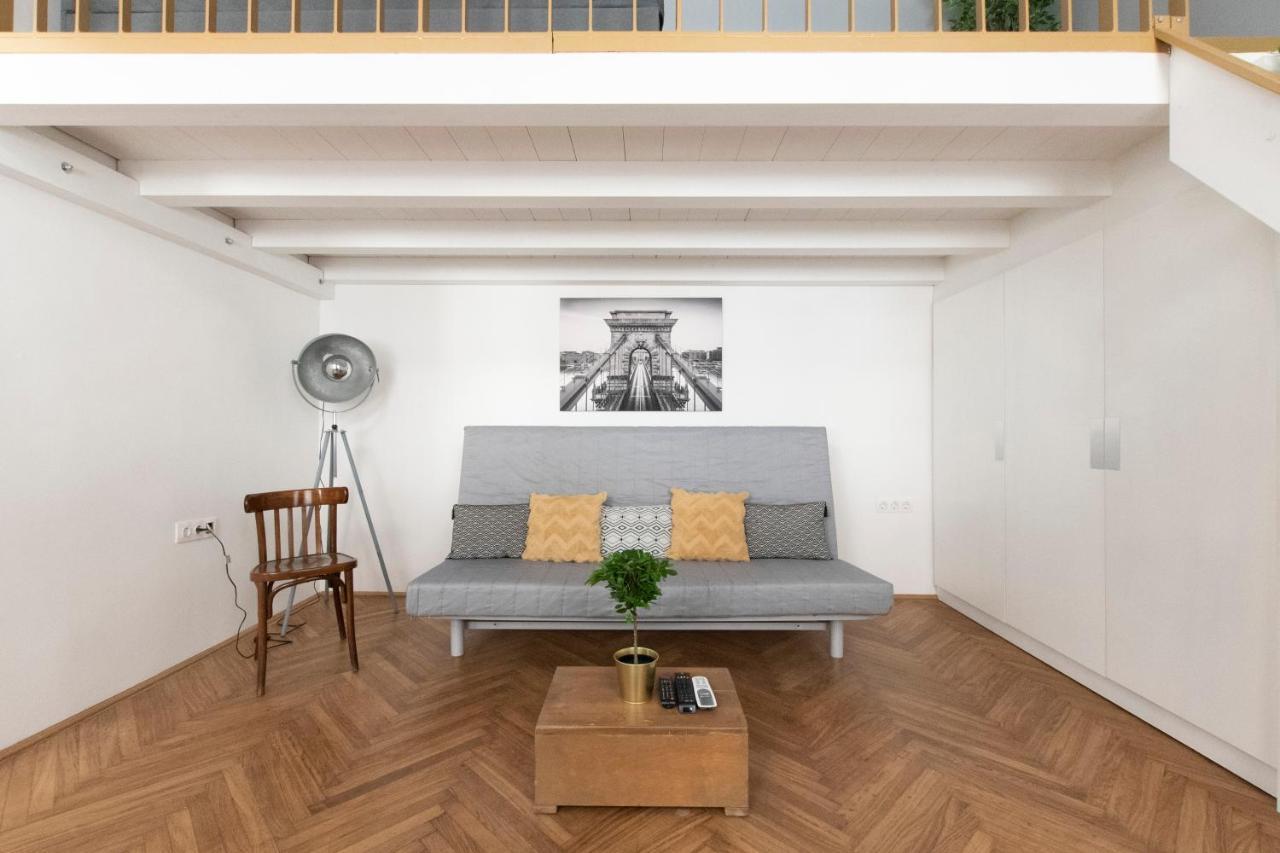 Standard Apartment by Hi5 - Rákóczi 23 Studio Budapest Exterior foto